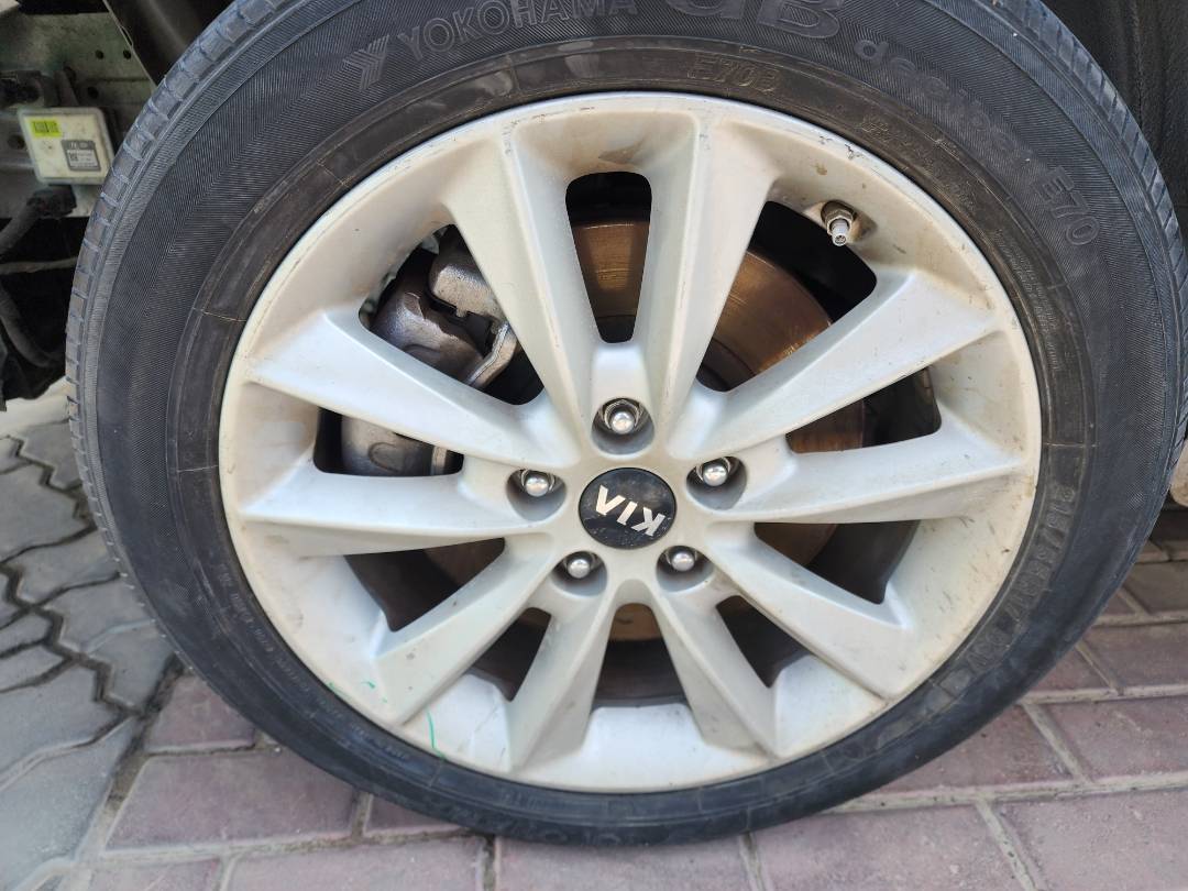 2019 KIA SORENTO — 87541 Miles — Lot G564622 — Souq - Marhaba Auctions Used Cars - Image 3