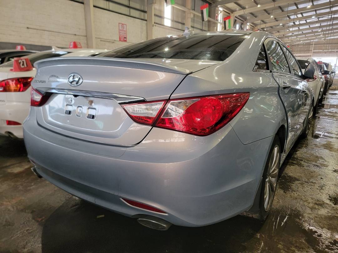 2012 HYUNDAI SONATA — 204624 Miles — Lot CH411611 — Main - Marhaba Auctions Used Cars - Image 3