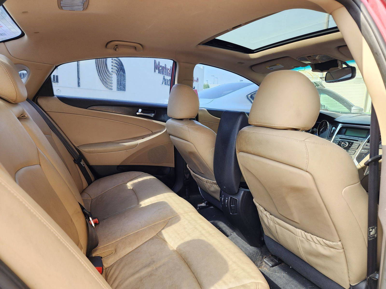 2011 HYUNDAI SONATA — 265617 Miles — Lot 45093754 — Main - Marhaba Auctions Used Cars - Image 4