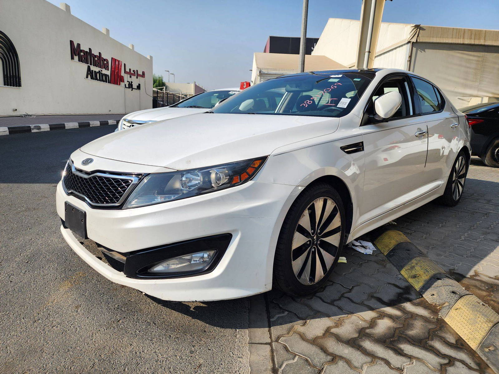2011 KIA OPTIMA — 175110 Miles — Lot 38517069 — Souq - Marhaba Auctions Used Cars - Image 4