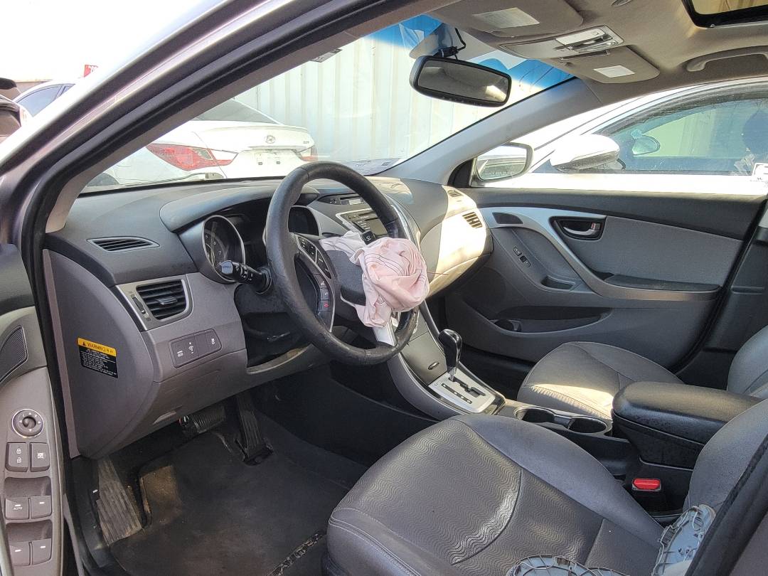 2012 HYUNDAI ELANTRA — 144055 Miles — Lot U372009 — Main - Marhaba Auctions Used Cars - Image 6