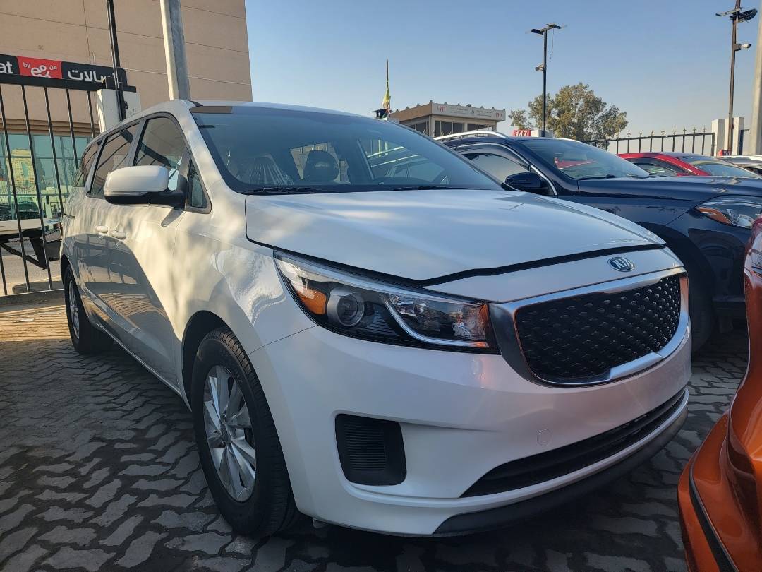 2017 KIA SEDONA — 143597 Miles — Lot 7H6262526 — Main - Marhaba Auctions Used Cars - Image 4