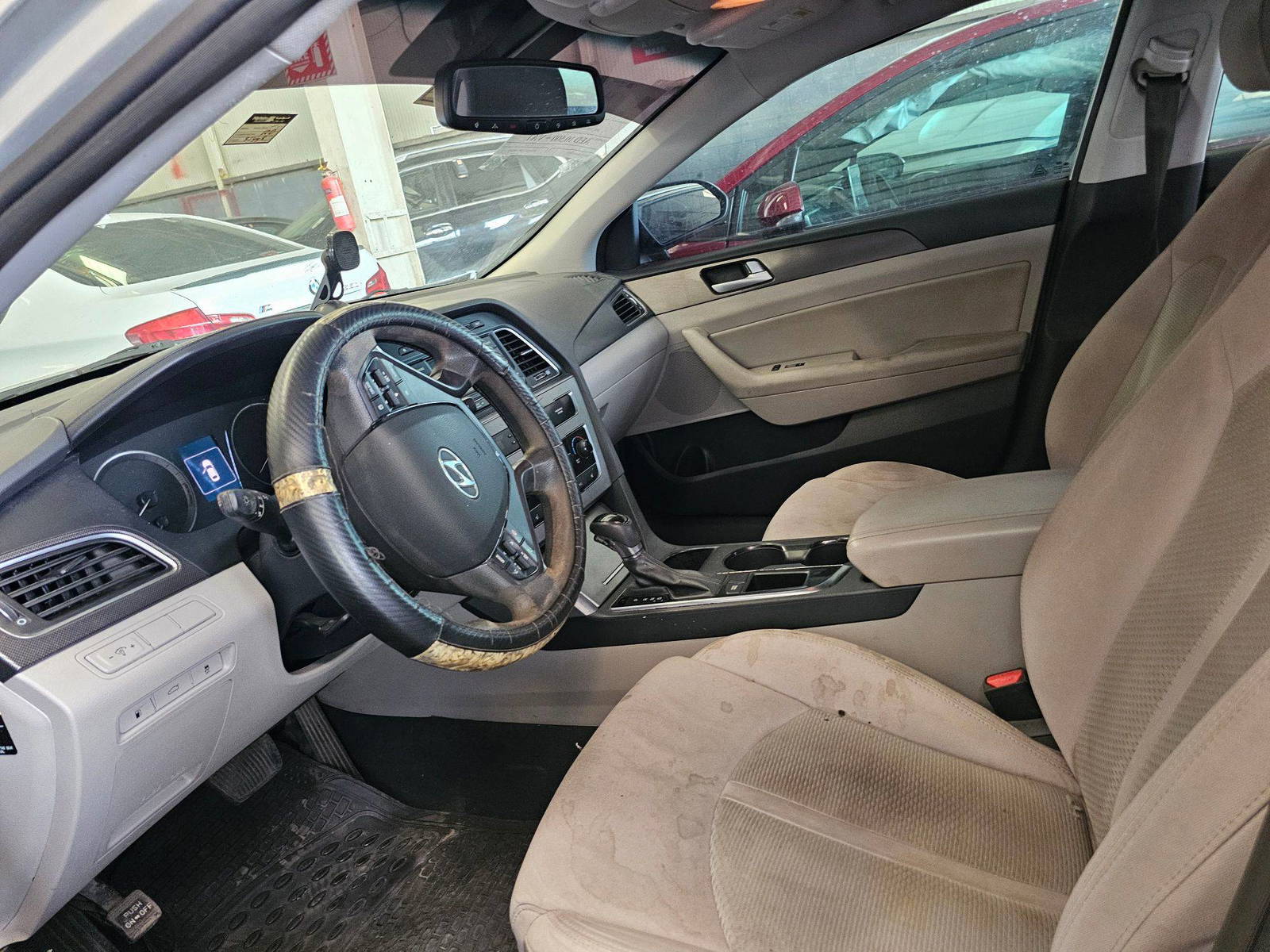 HYUNDAI SONATA 2015 - Marhaba Auction Used Cars - Image 8
