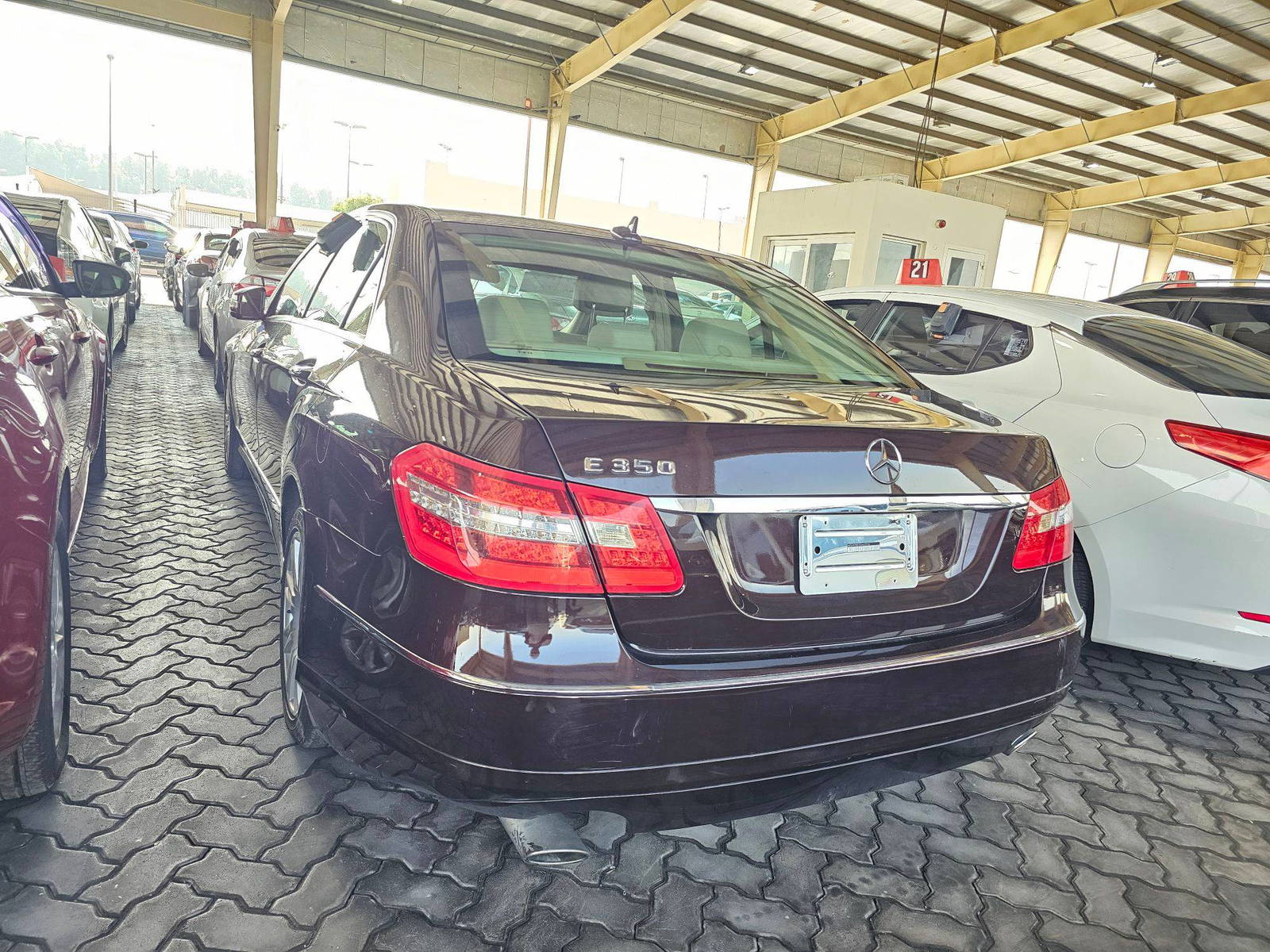 2013 MERCEDES BENZ E 350 — 169457 Miles — Lot KB7DA663228 — Souq - Marhaba Auctions Used Cars - Image 5