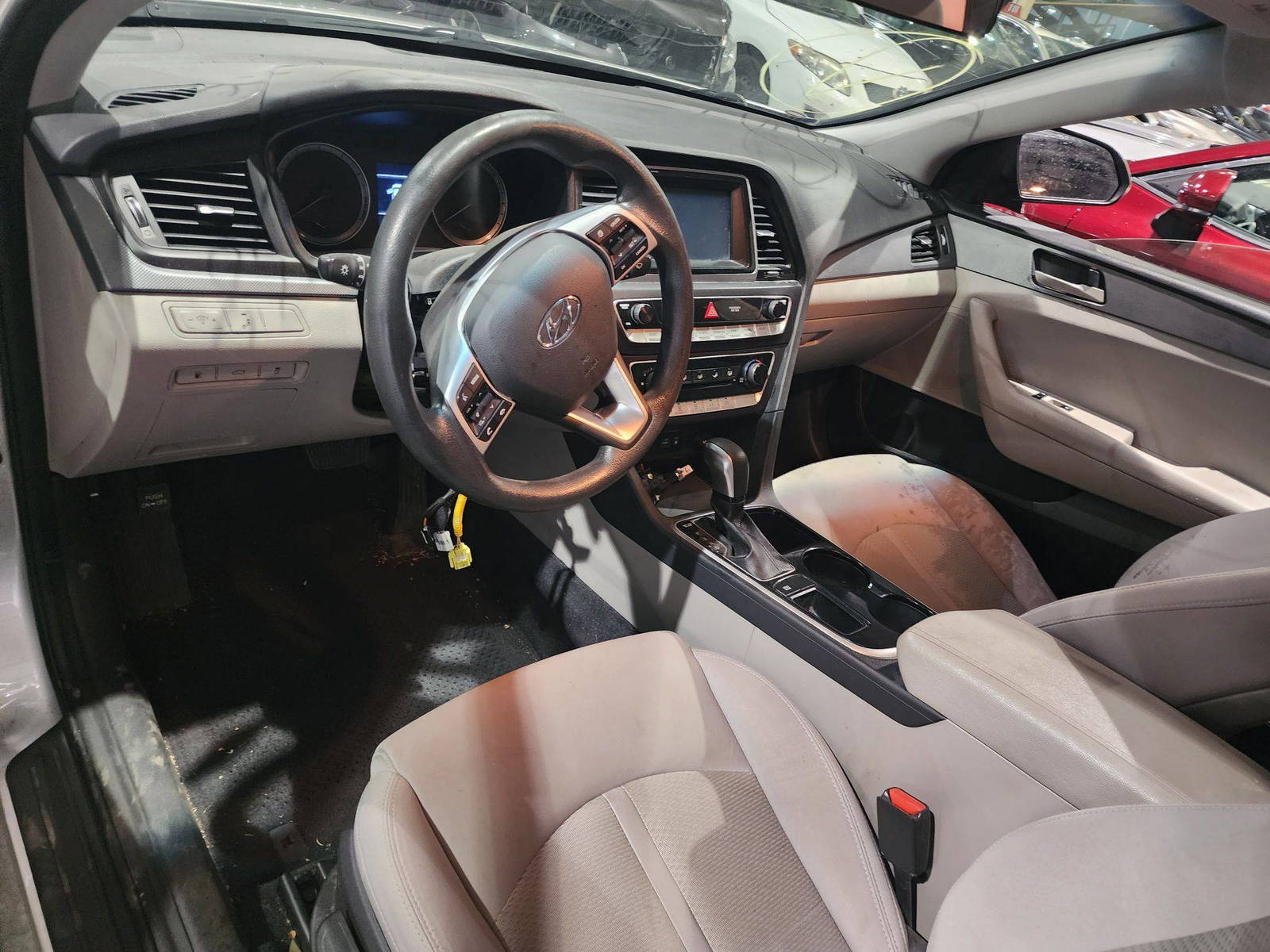 2019 HYUNDAI SONATA — 61790 Miles — Lot 65980393 - Marhaba Auctions Used Cars - Image 4