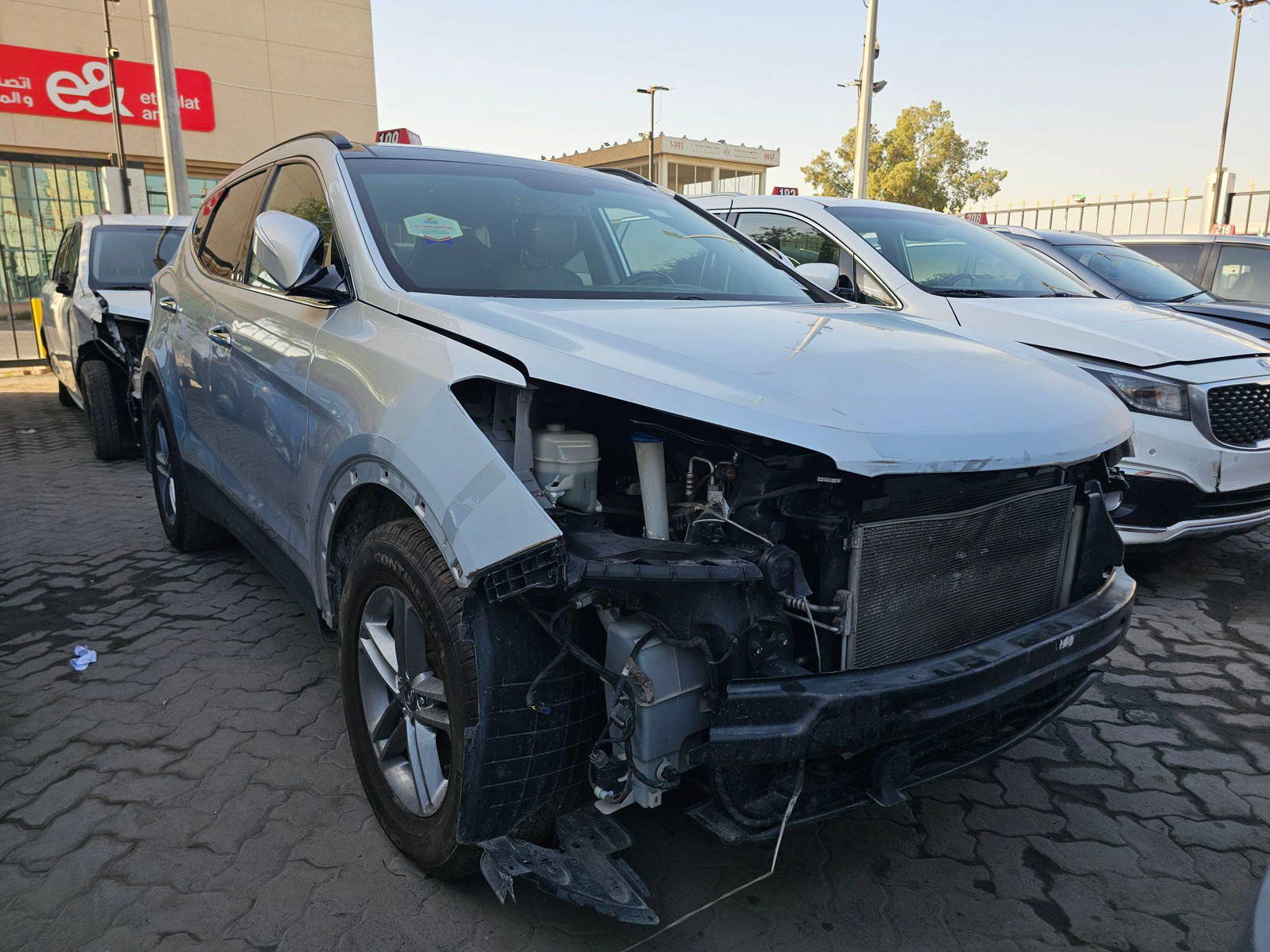 HYUNDAI SANTA FE SPORT 2018 - Marhaba Auction Used Cars - Image 4