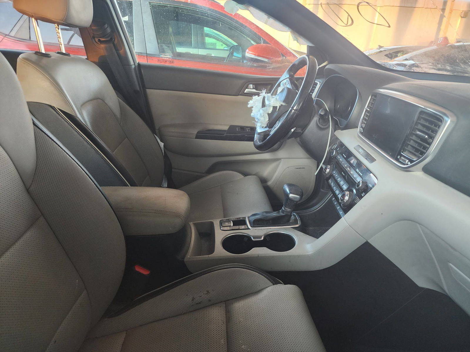 2021 KIA SPORTAGE — 79221 Miles — Lot 66903113 - Marhaba Auctions Used Cars - Image 9