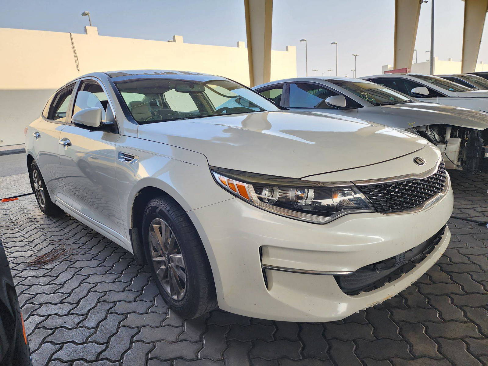 2016 KIA OPTIMA — Lot 39228 — Souq - Marhaba Auctions Used Cars - Image 4