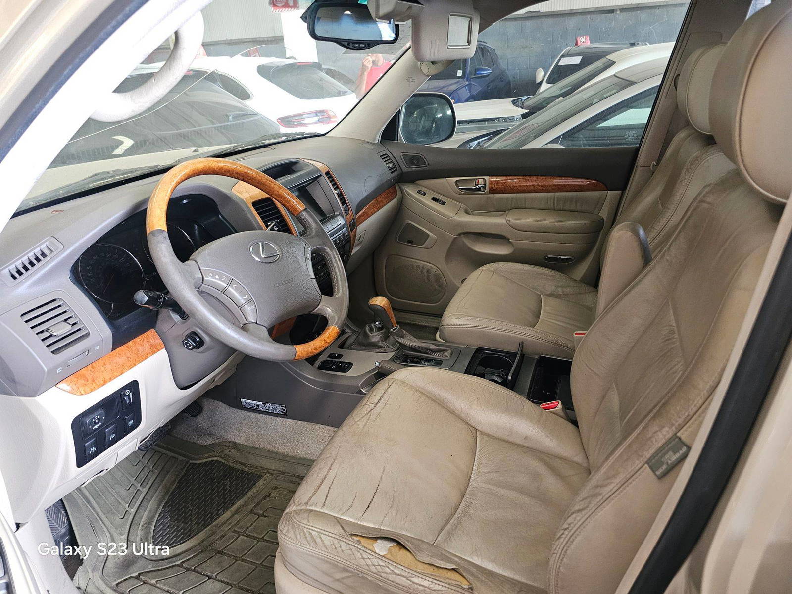 2006 LEXUS GX 470 — 214084 Miles — Lot 60109856 — Main - Marhaba Auctions Used Cars - Image 8