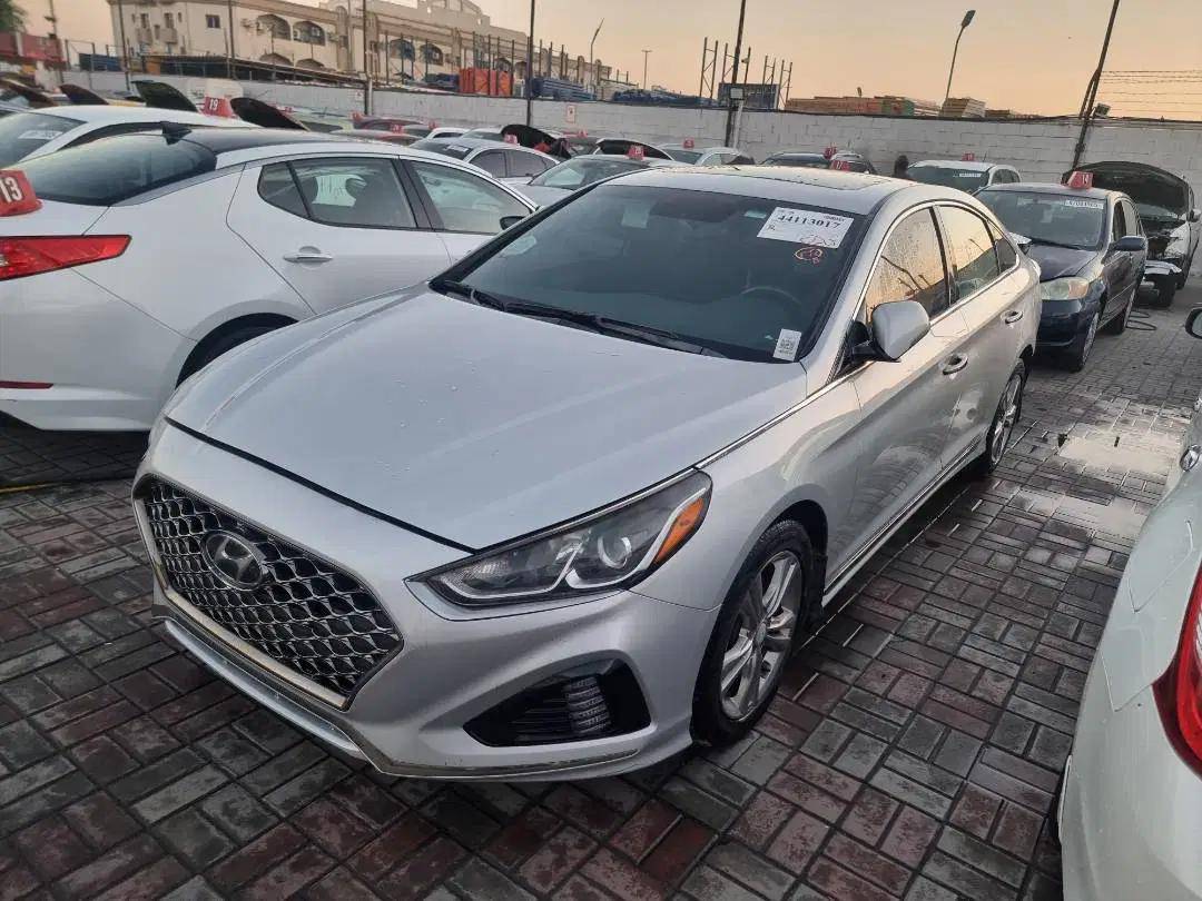 HYUNDAI SONATA