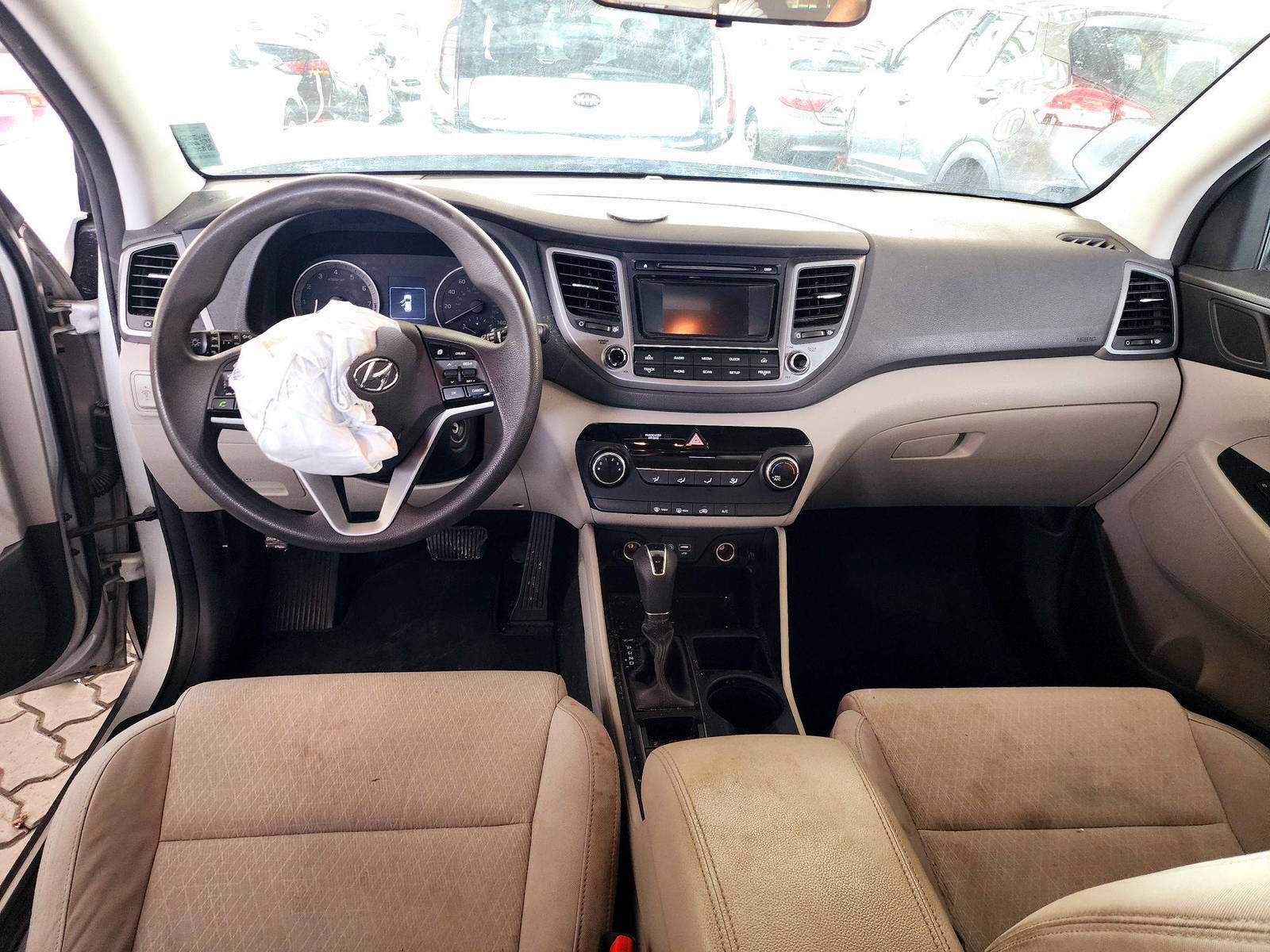 2017 HYUNDAI TUCSON — 139192 Miles — Lot HU520213 — Souq - Marhaba Auctions Used Cars - Image 7