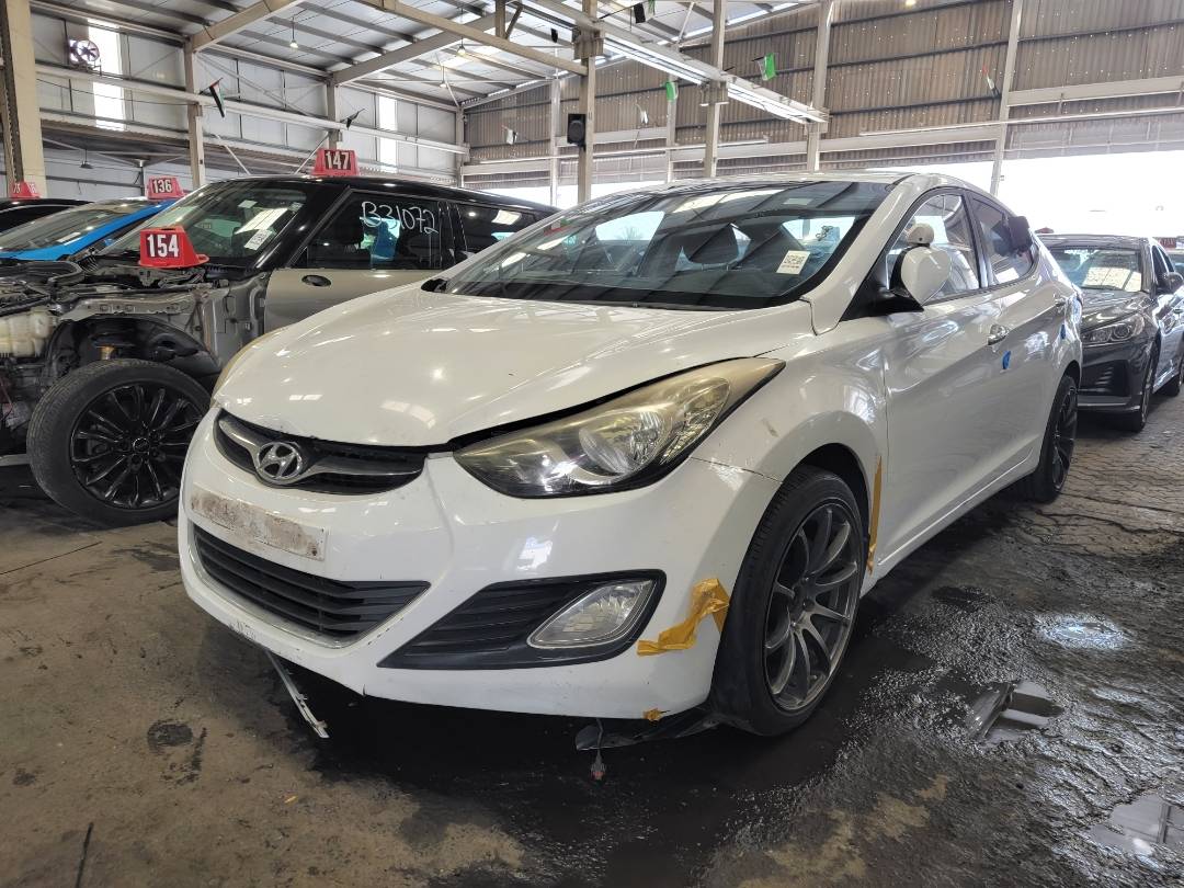 2011 HYUNDAI AVANTE — 192730 KM — Lot 063891 — Main - Marhaba Auctions Used Cars - Image 5