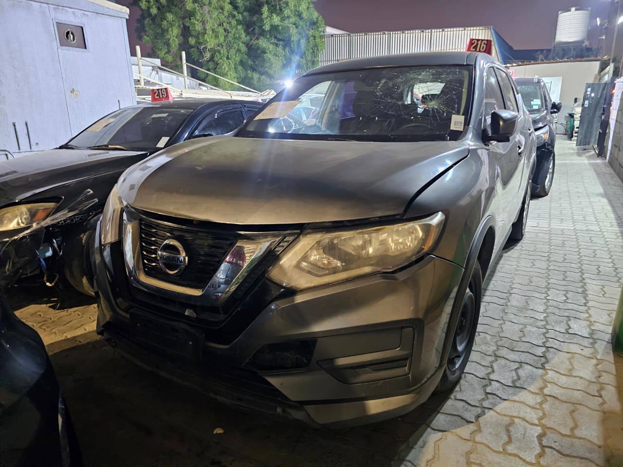 NISSAN ROGUE 2017 - Marhaba Auction Used Cars - Image 4