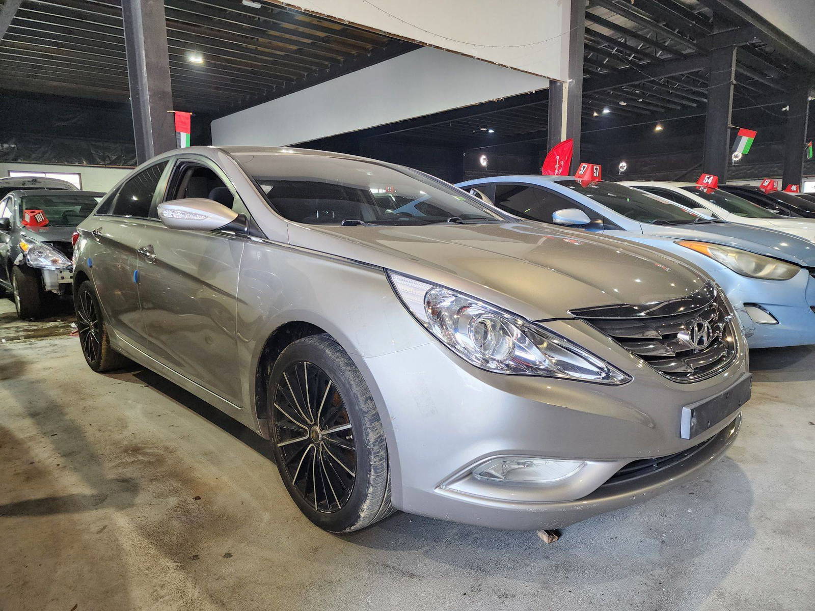 2010 HYUNDAI SONATA — 206493 KM — Lot 102290 — Main - Marhaba Auctions Used Cars - Image 5