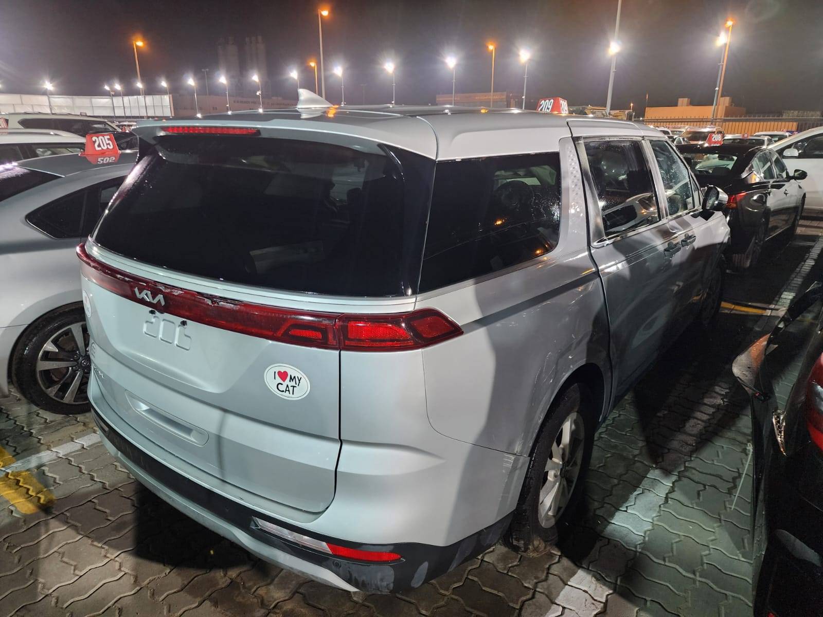 KIA CARNIVAL LX 2023 - Marhaba Auction Used Cars - Image 10