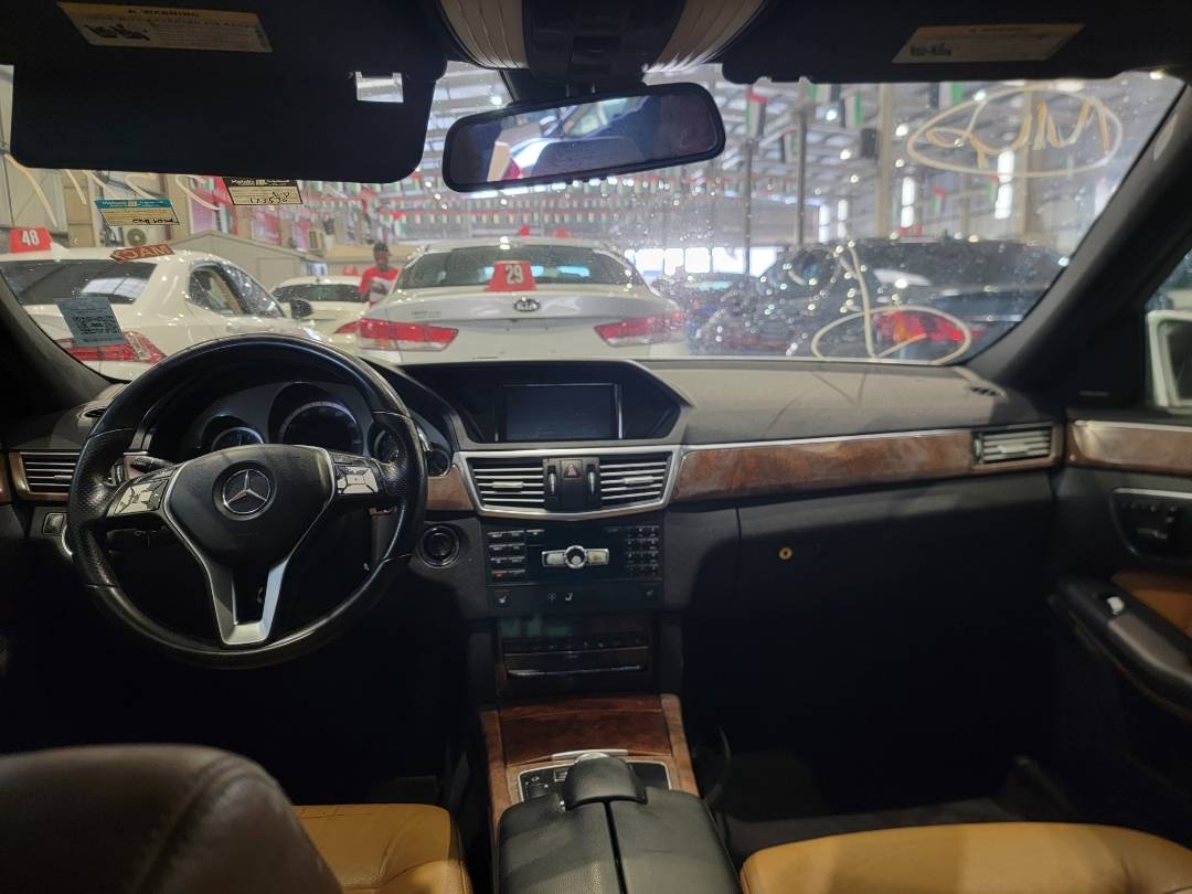 2013 MERCEDES BENZ E 350 — 173530 Miles — Lot DA733711 — Main - Marhaba Auctions Used Cars - Image 8