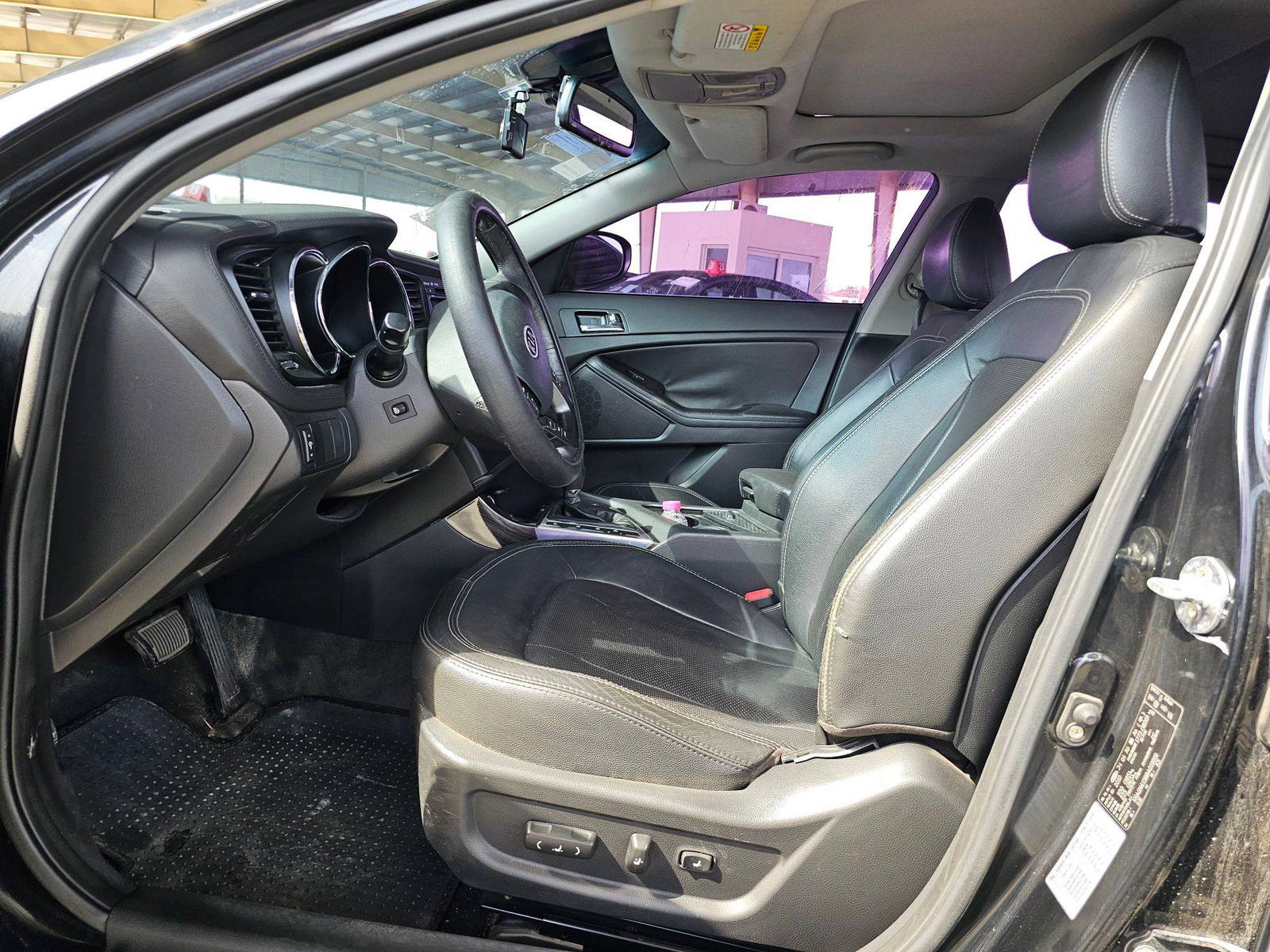 KIA K5 2011 - Marhaba Auction Used Cars - Image 9