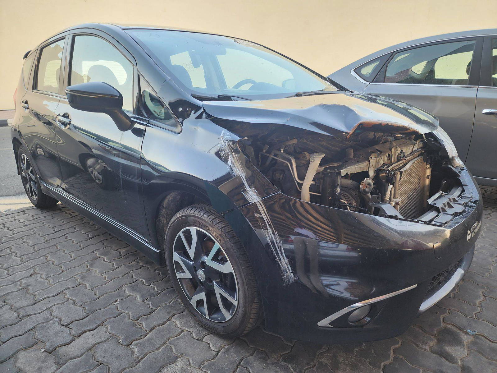 2015 NISSAN VERSA NOTE — 167729 KM — Lot 58238943 — Souq - Marhaba Auctions Used Cars - Image 4