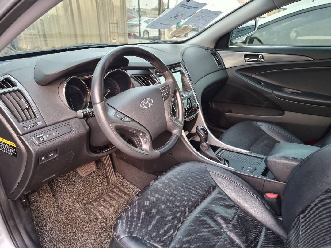 HYUNDAI SONATA 2013 - Marhaba Auction Used Cars - Image 7