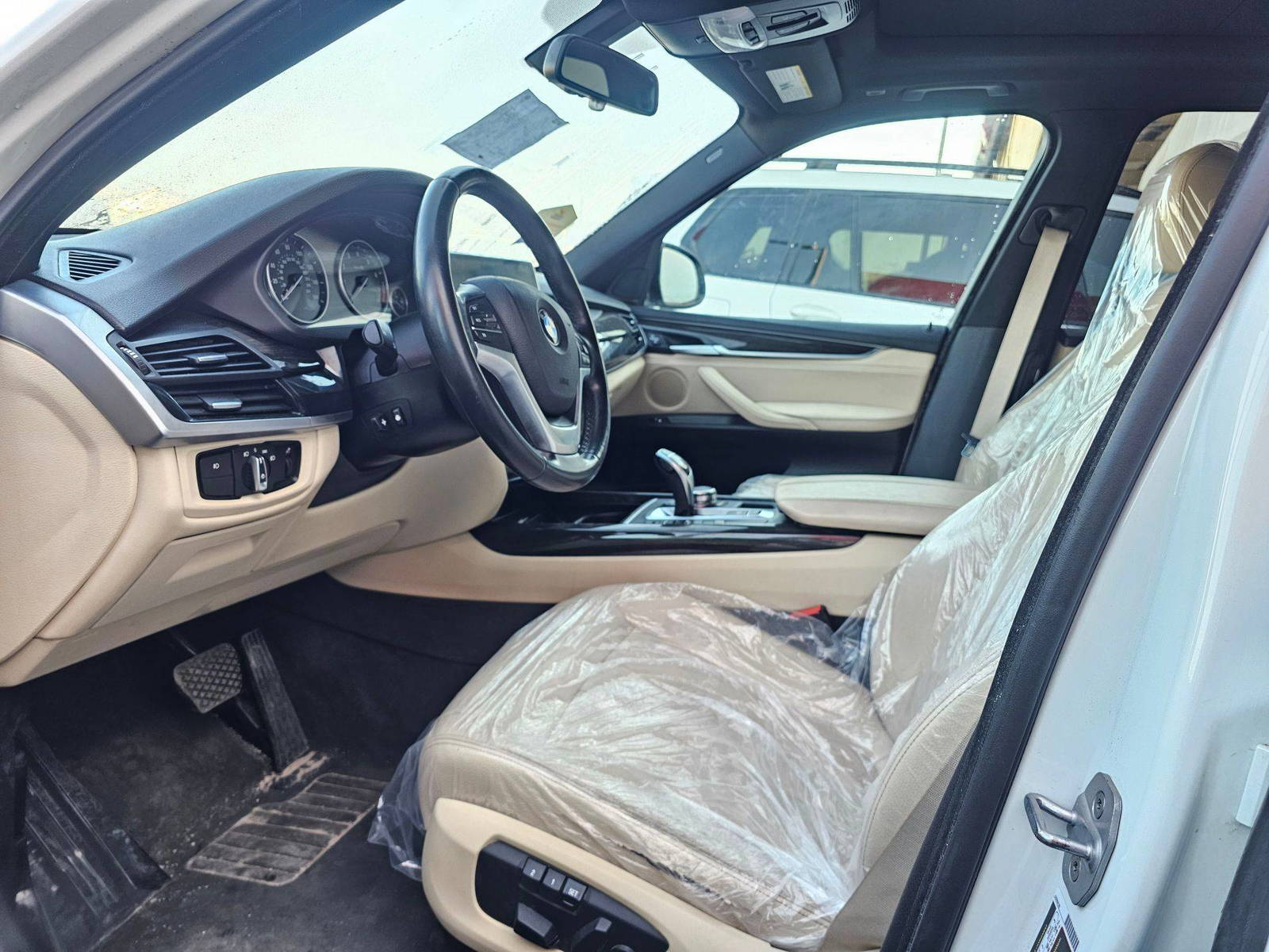 BMW X5 SDRIVE35I 2018 - Marhaba Auction Used Cars - Image 10