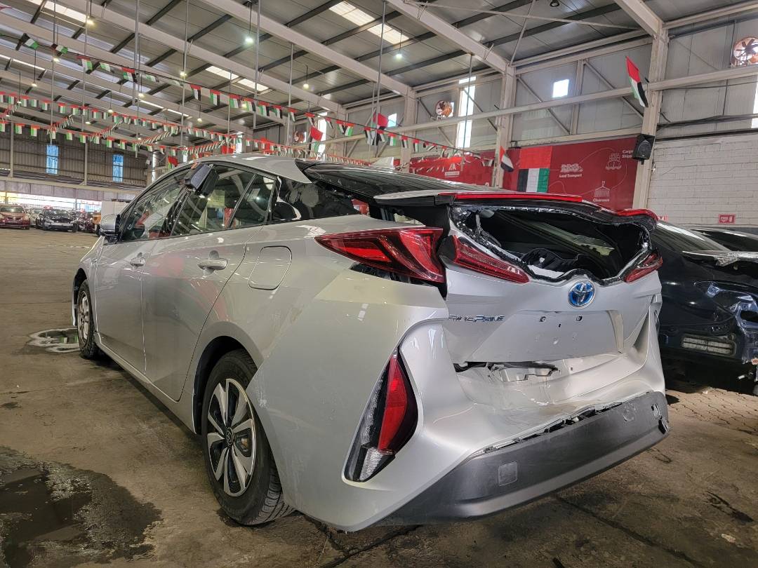 2017 TOYOTA PRIUS — 73666 Miles — Lot 3006020 — Main - Marhaba Auctions Used Cars - Image 3