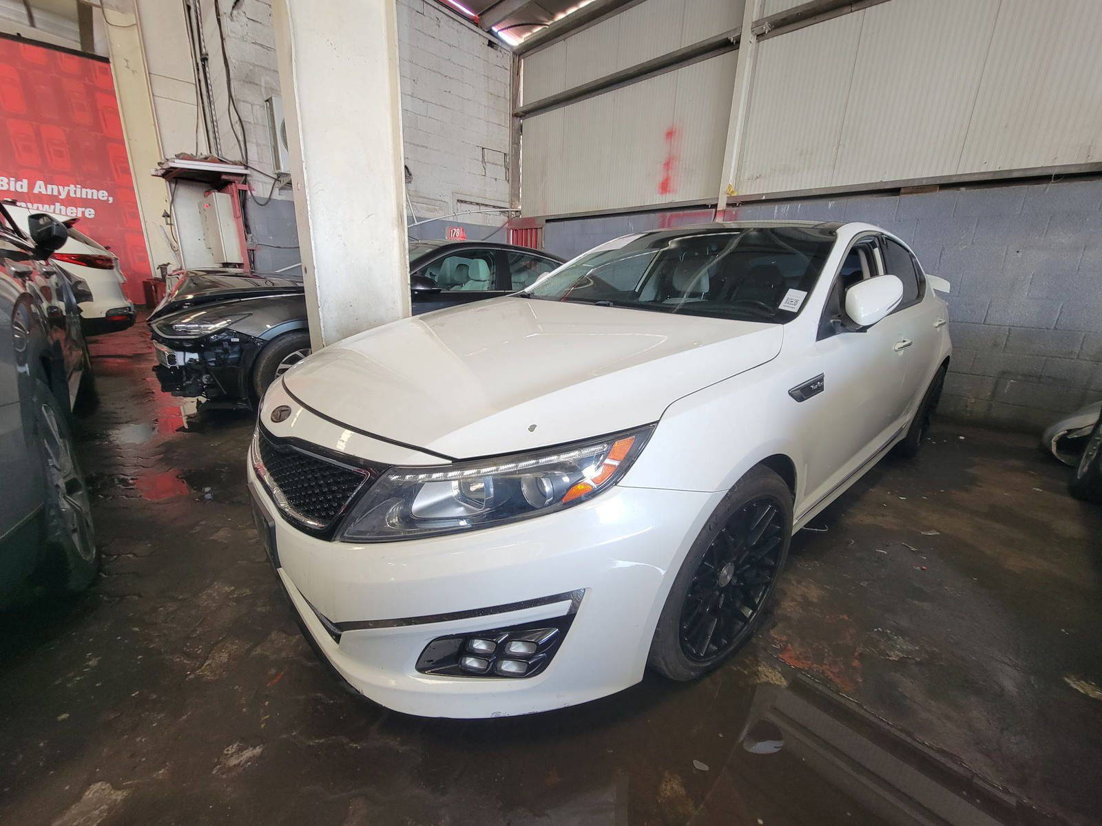 2015 KIA OPTIMA — 220702 Miles — Lot 14854 — Main - Marhaba Auctions Used Cars - Image 4