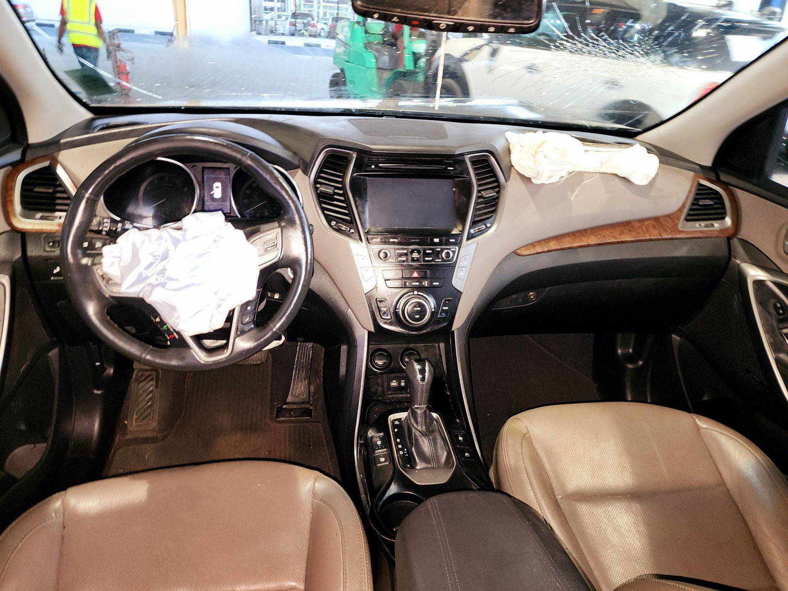 2018 HYUNDAI SANTA FE SPORT — 126733 Miles — Lot 6JH107363 — Souq - Marhaba Auctions Used Cars - Image 7