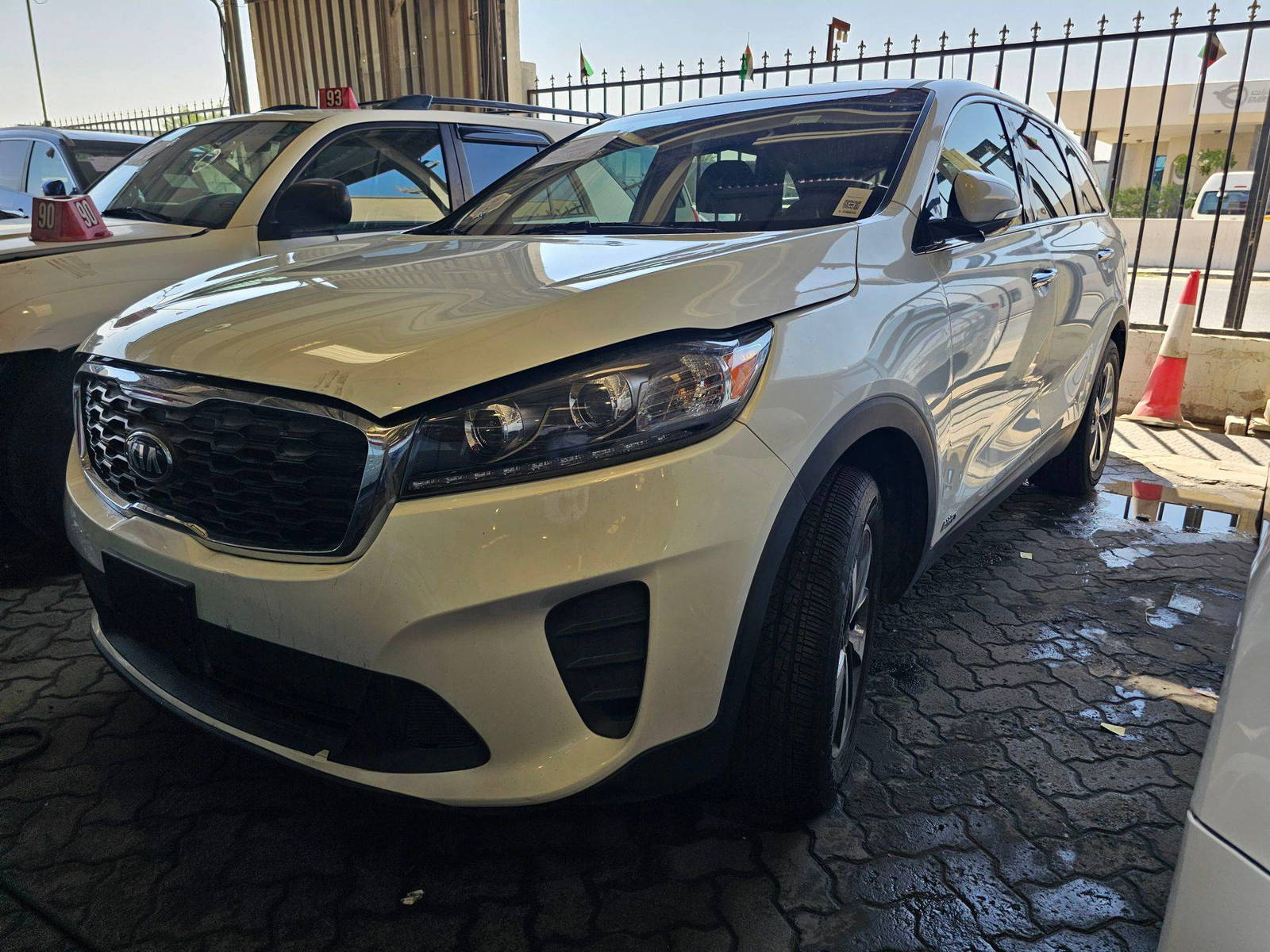 2020 KIA SORENTO — 78619 Miles — Lot 61011665 — Main - Marhaba Auctions Used Cars - Image 4
