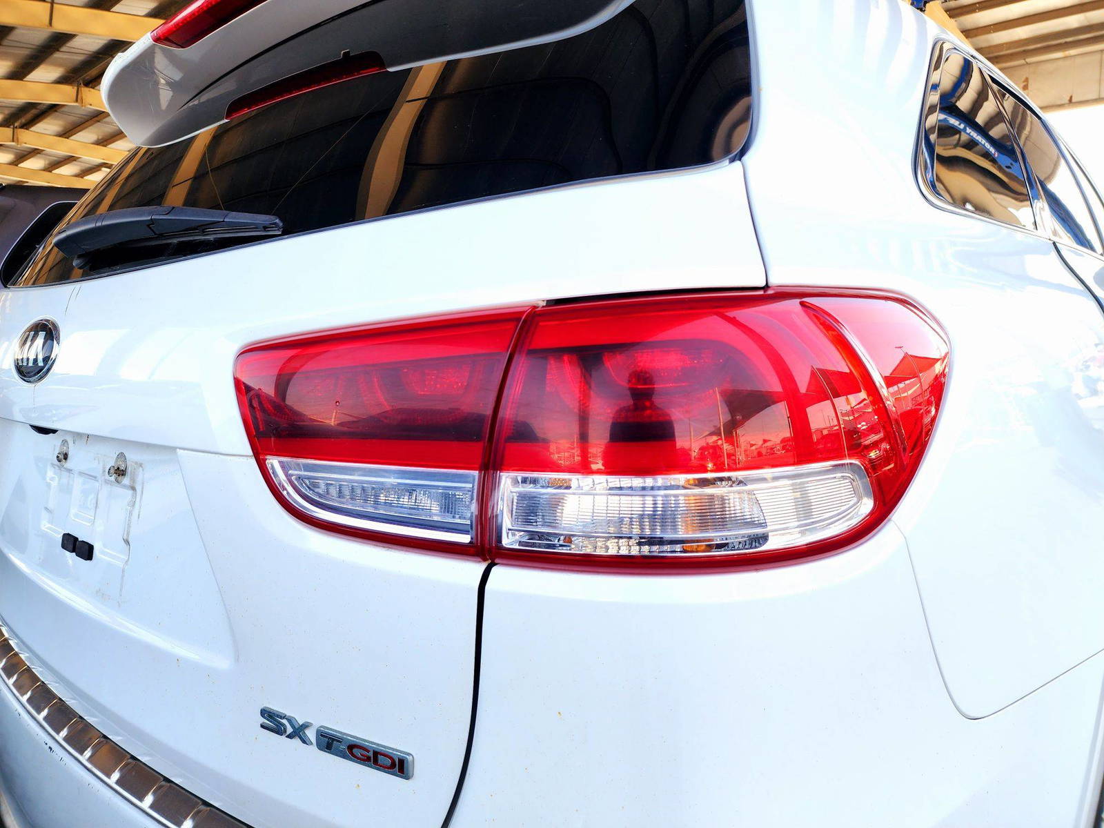 2016 KIA SORENTO — 169086 KM — Lot 86492664 — Souq - Marhaba Auctions Used Cars - Image 13