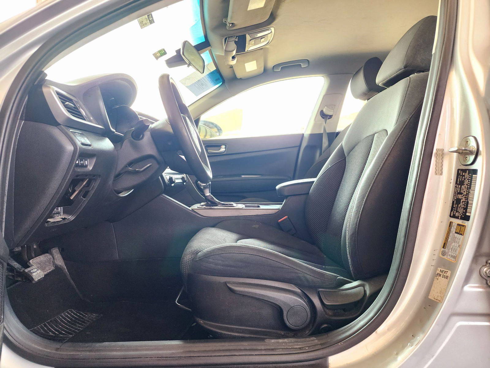 2020 KIA OPTIMA — 120114 Miles — Lot G384470 — Main - Marhaba Auctions Used Cars - Image 8