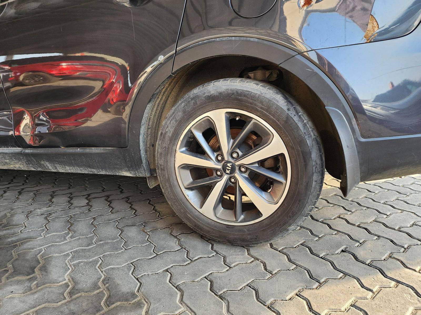 2019 KIA SORENTO — 117268 Miles — Lot 34711 — Souq - Marhaba Auctions Used Cars - Image 10