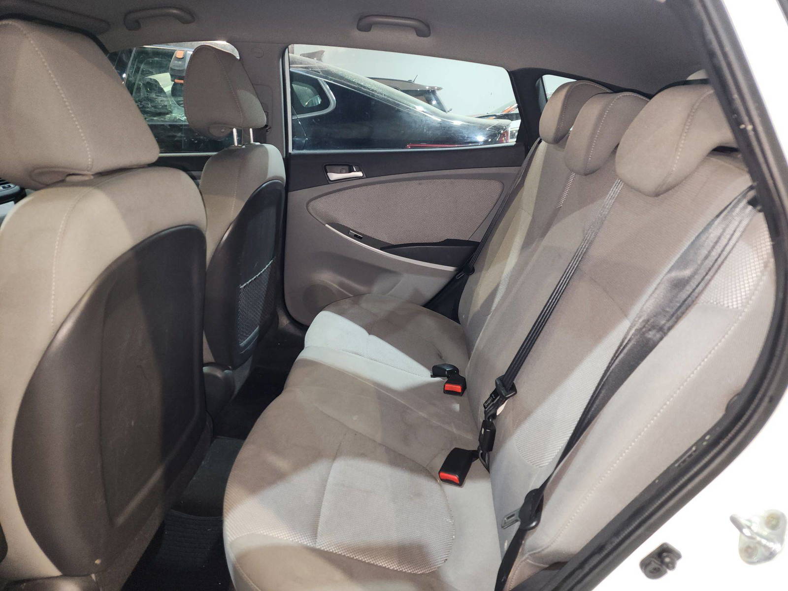 2014 HYUNDAI ACCENT — 184929 Miles — Lot 39928564 — Al Quoz - Marhaba Auctions Used Cars - Image 6