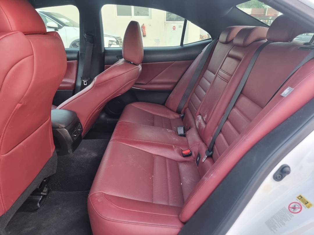 2016 LEXUS IS 200T — 96460 Miles — Lot 5033473 — Ind. 12 - Marhaba Auctions Used Cars - Image 6