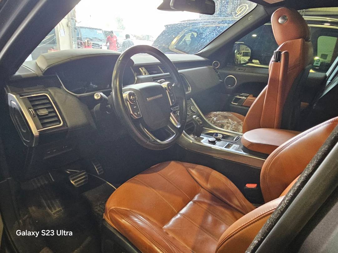 2016 LAND ROVER RANGE ROVER SPORT — 95542 Miles — Lot GA584127 — Al Surrah - Marhaba Auctions Used Cars - Image 7