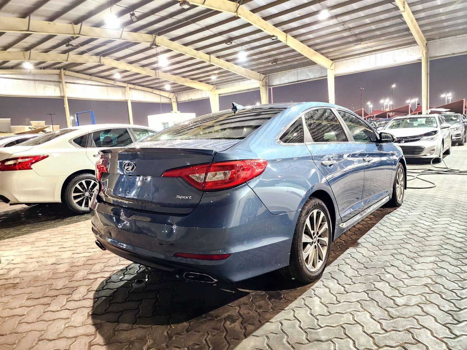 2015 HYUNDAI SONATA — 168949 Miles — Lot 34AF1FH094537 — Souq - Marhaba Auctions Used Cars - Image 4