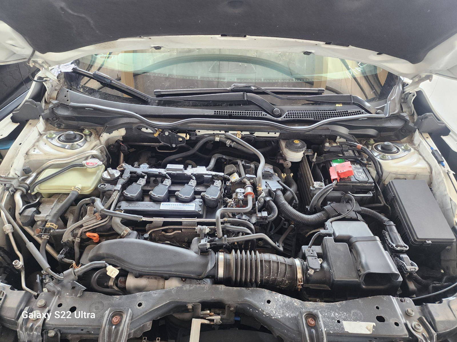 2017 HONDA CIVIC — 207011 Miles — Lot U418616 - Marhaba Auctions Used Cars - Image 12