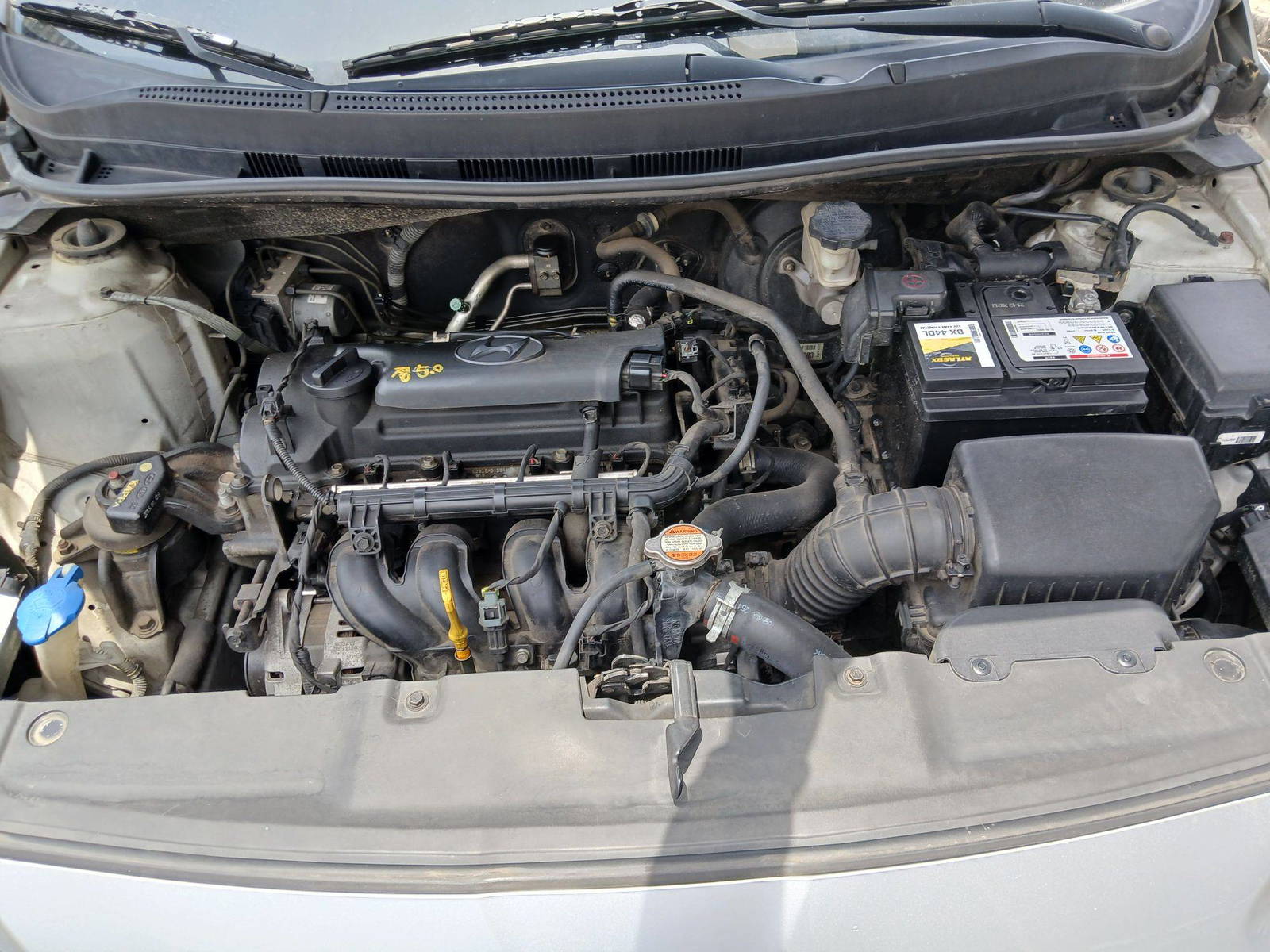 2015 HYUNDAI ACCENT — 242971 KM — Lot 862814 — Souq - Marhaba Auctions Used Cars - Image 10