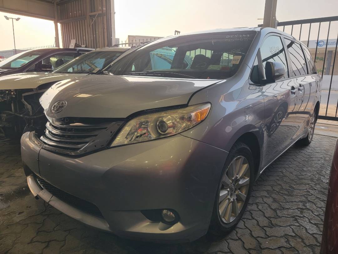 2013 TOYOTA SIENNA — 194941 Miles — Lot 45350294 — Main - Marhaba Auctions Used Cars - Image 4
