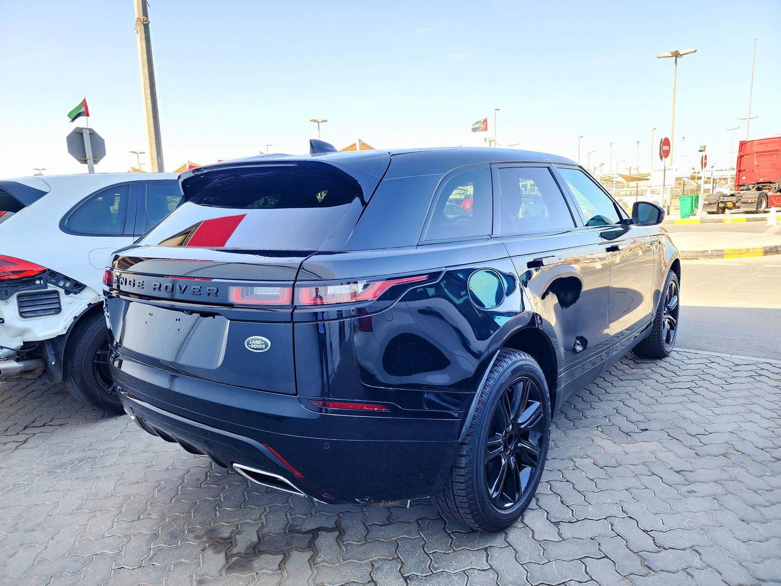 2020 LAND ROVER RANGE ROVER VELAR — 35087 Miles — Lot 9LA265292 — Souq - Marhaba Auctions Used Cars - Image 3