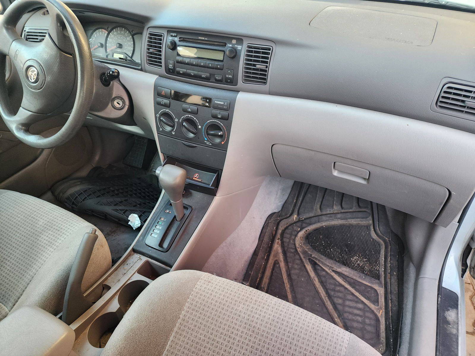 2007 TOYOTA COROLLA — 112158 Miles — Lot 76440933 - Marhaba Auctions Used Cars - Image 4