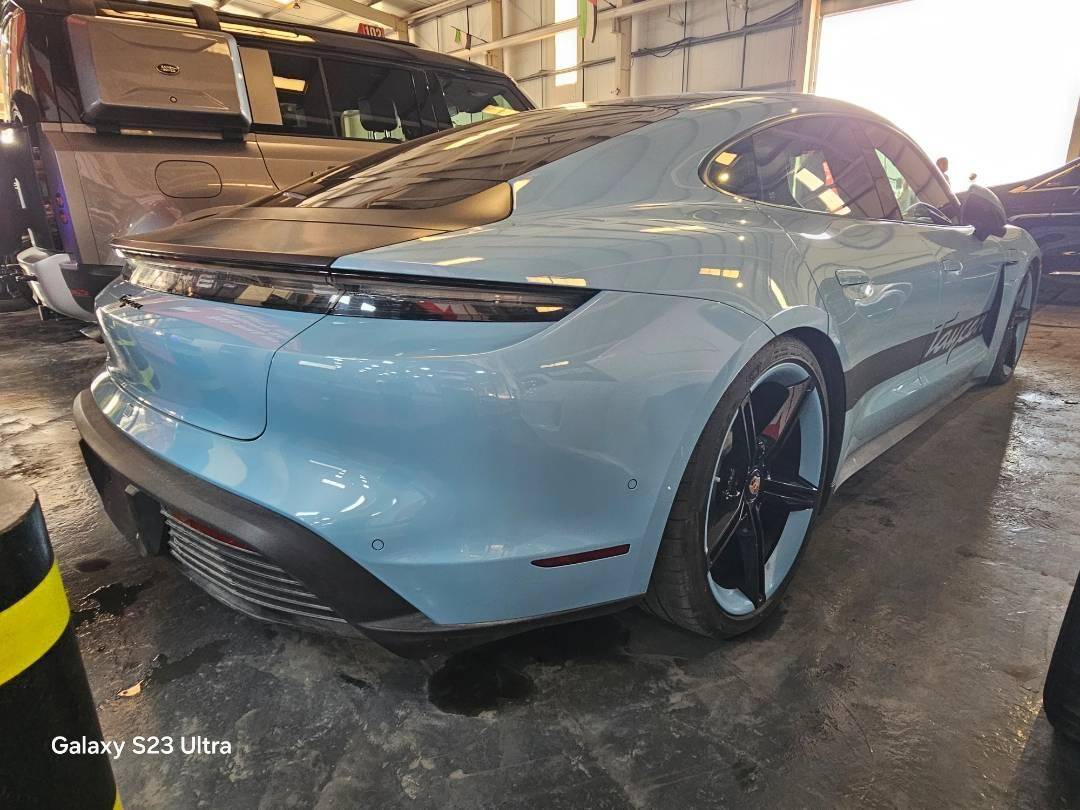 PORSCHE TAYCAN 2022 - Marhaba Auction Used Cars - Image 5