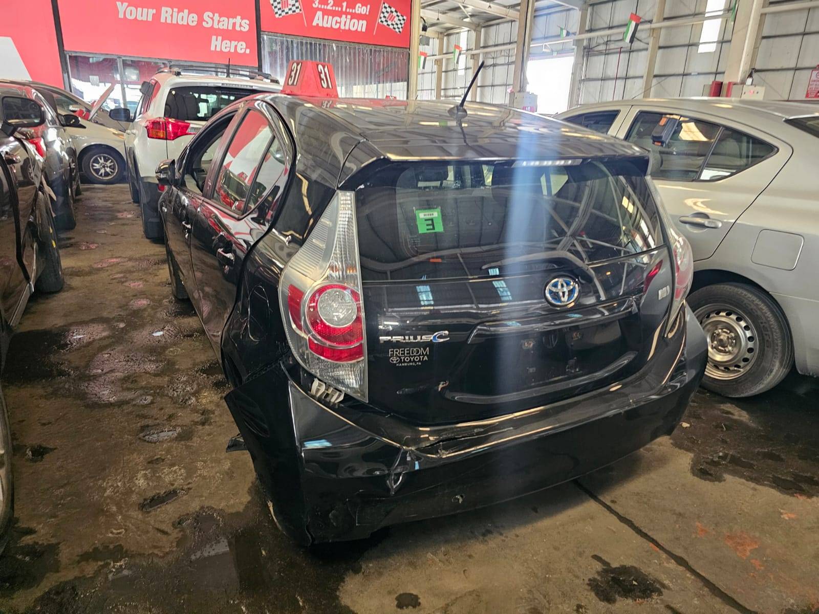 2013 TOYOTA PRIUS — 118508 Miles — Lot 2D1543257 — Main - Marhaba Auctions Used Cars - Image 4
