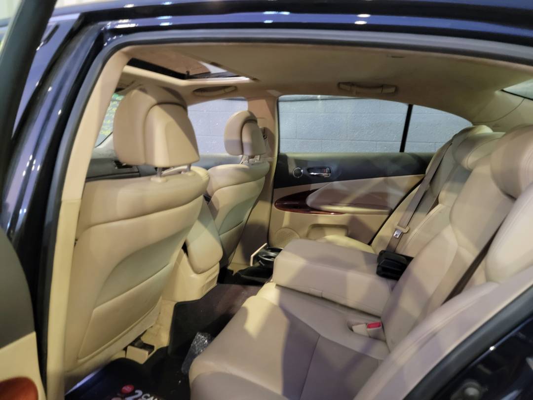 2008 LEXUS GS 350 — 244379 KM — Lot 80018382 — Souq - Marhaba Auctions Used Cars - Image 7