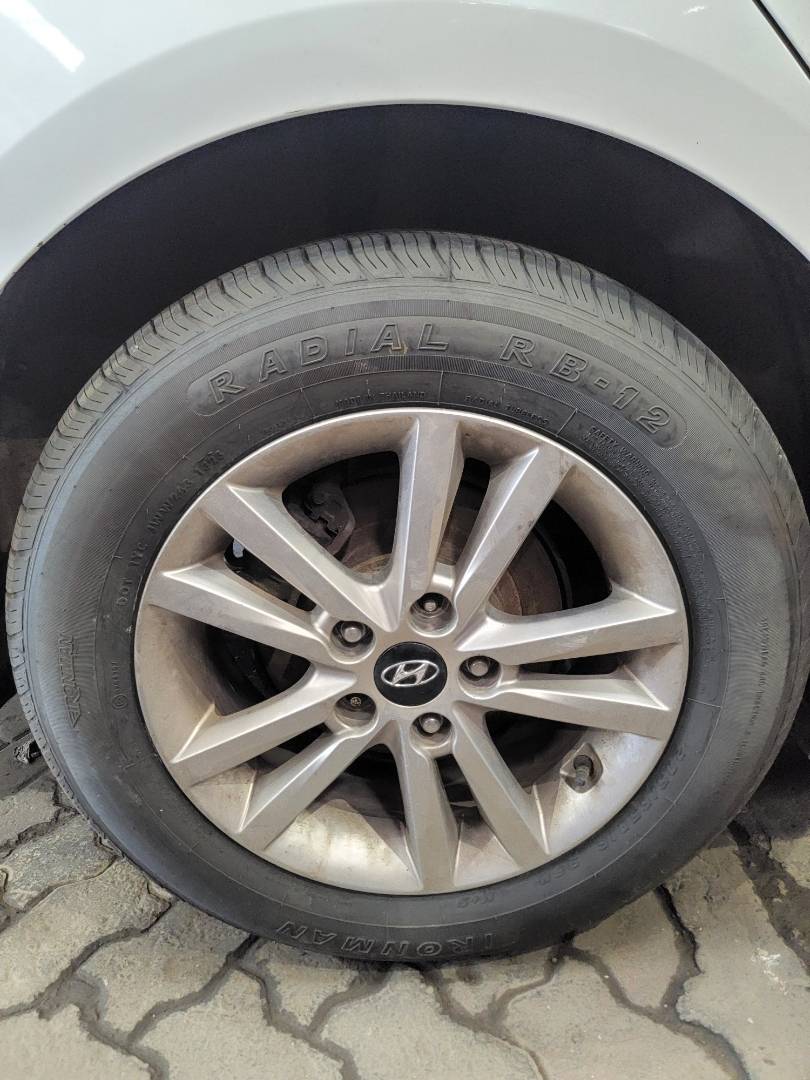 2015 HYUNDAI SONATA — 171665 Miles — Lot H011521 — Main - Marhaba Auctions Used Cars - Image 4