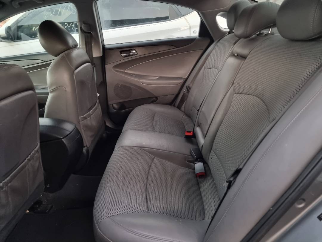 2012 HYUNDAI SONATA — 181229 Miles — Lot 215478 — Ind. 12 - Marhaba Auctions Used Cars - Image 6