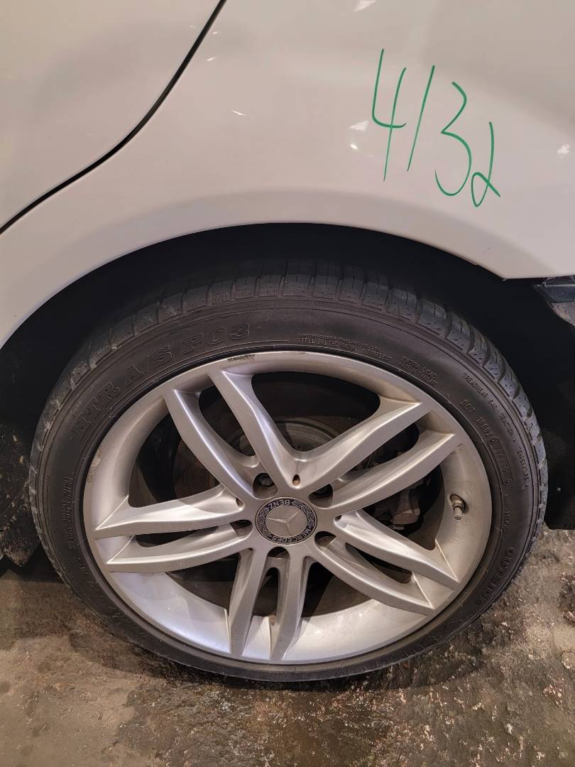 2013 MERCEDES BENZ C300 — 163619 Miles — Lot DR293918 — Main - Marhaba Auctions Used Cars - Image 9