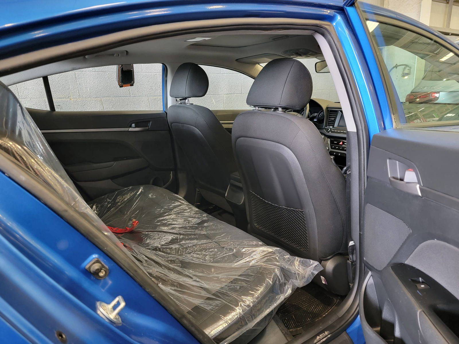 2018 HYUNDAI ELANTRA — 206550 KM — Lot U692006 — Ind. 12 - Marhaba Auctions Used Cars - Image 7