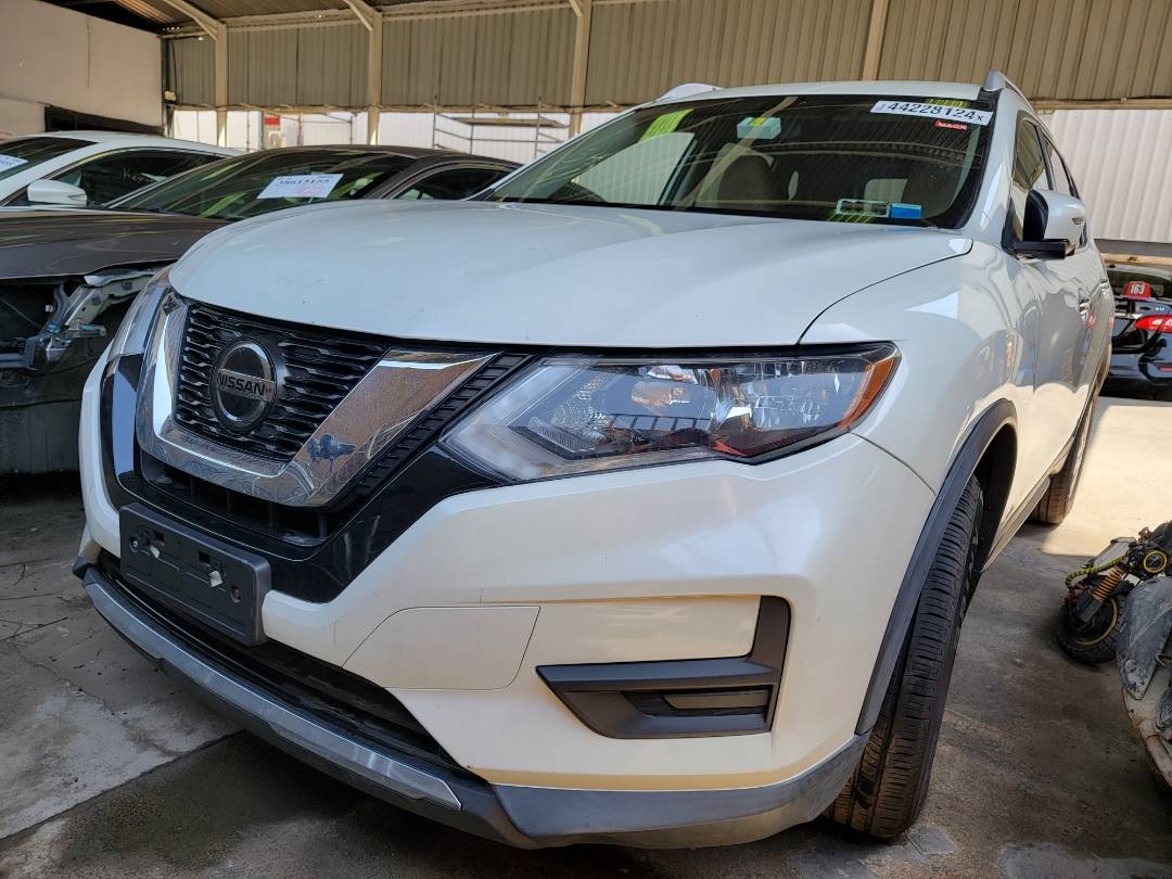 2018 NISSAN ROGUE — 116358 Miles — Lot JP597150 - Marhaba Auctions Used Cars - Image 4