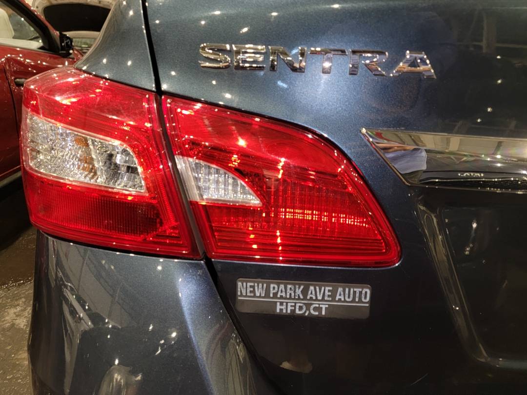 2017 NISSAN SENTRA — 136081 Miles — Lot 69399803 - Marhaba Auctions Used Cars - Image 5