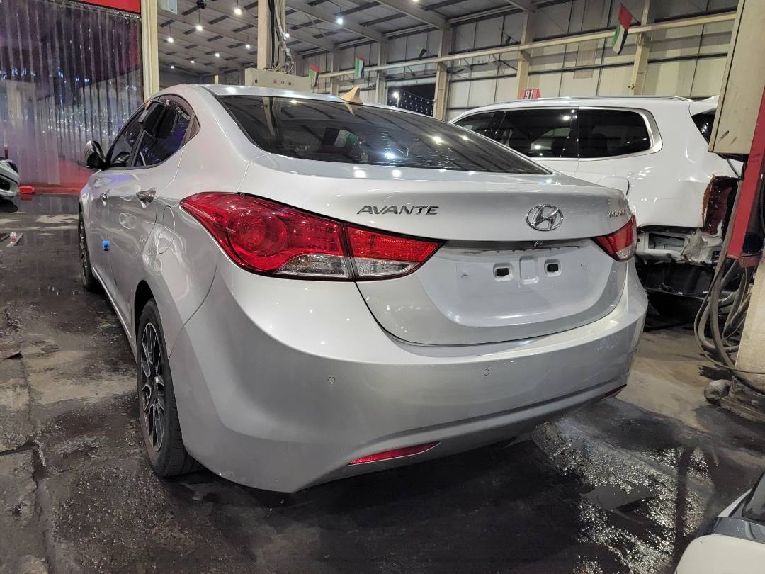 2012 HYUNDAI AVANTE — 188204 KM — Lot 570423 — Main - Marhaba Auctions Used Cars - Image 3